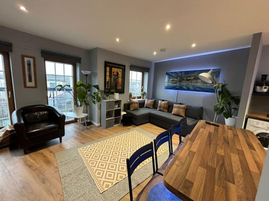 Sunshine On Leith. The River View Apartment! Edimburgo Esterno foto